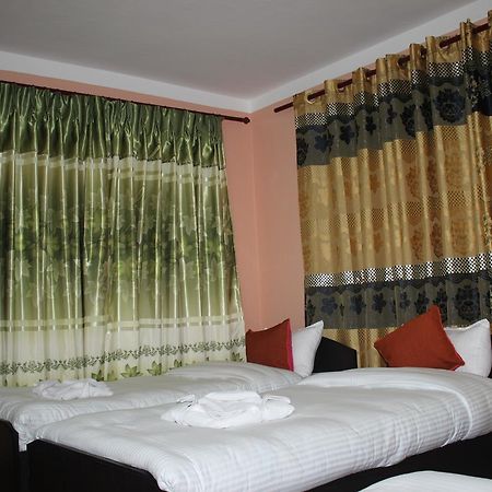 Travellers Dorm Bed&Breakfast Katmandou Extérieur photo