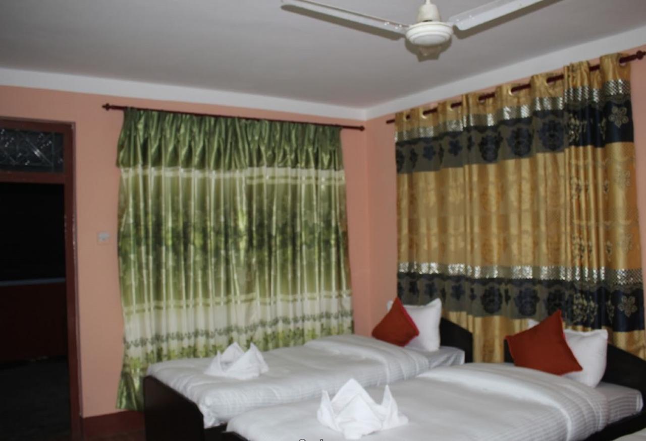 Travellers Dorm Bed&Breakfast Katmandou Extérieur photo