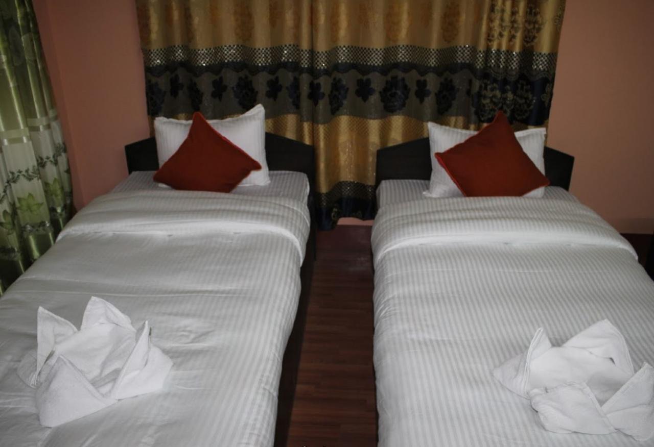 Travellers Dorm Bed&Breakfast Katmandou Extérieur photo