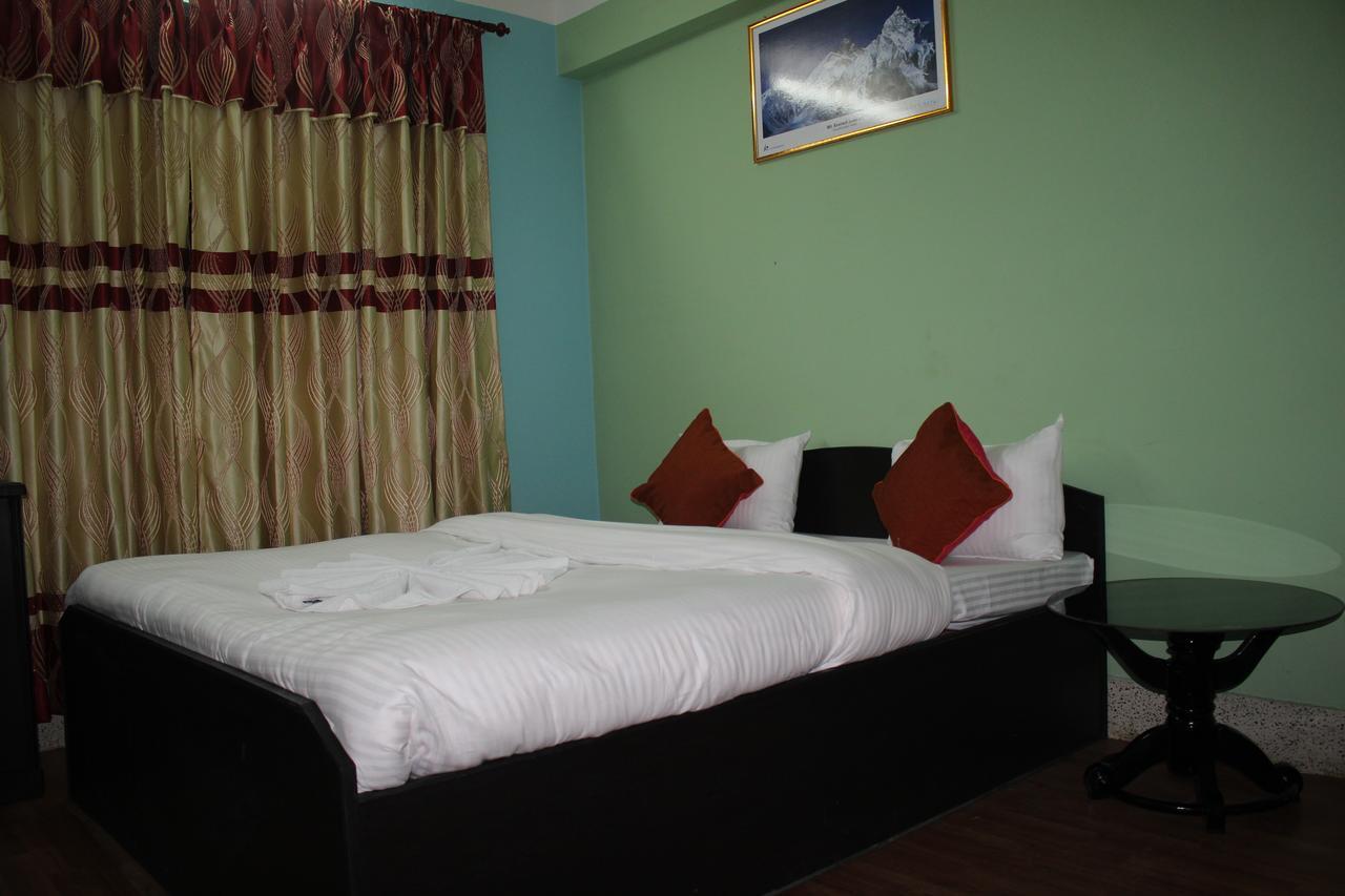 Travellers Dorm Bed&Breakfast Katmandou Extérieur photo