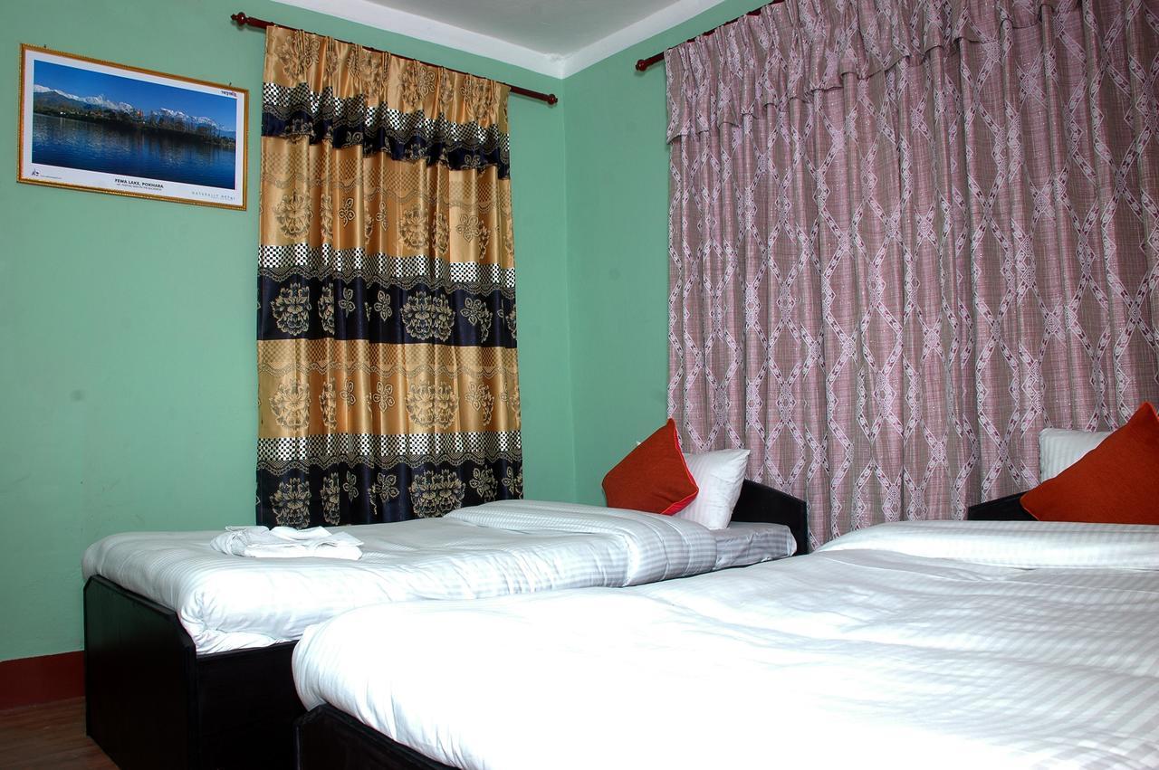 Travellers Dorm Bed&Breakfast Katmandou Extérieur photo