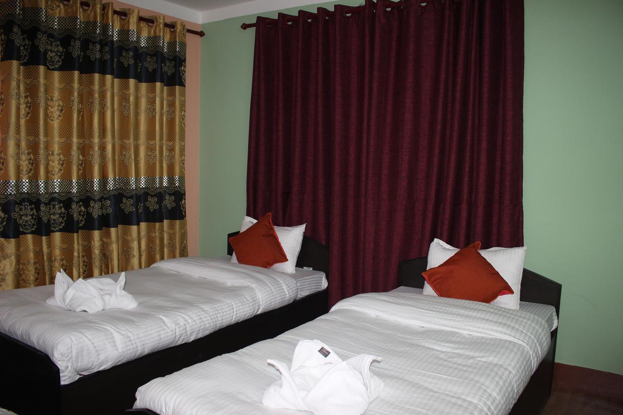 Travellers Dorm Bed&Breakfast Katmandou Extérieur photo