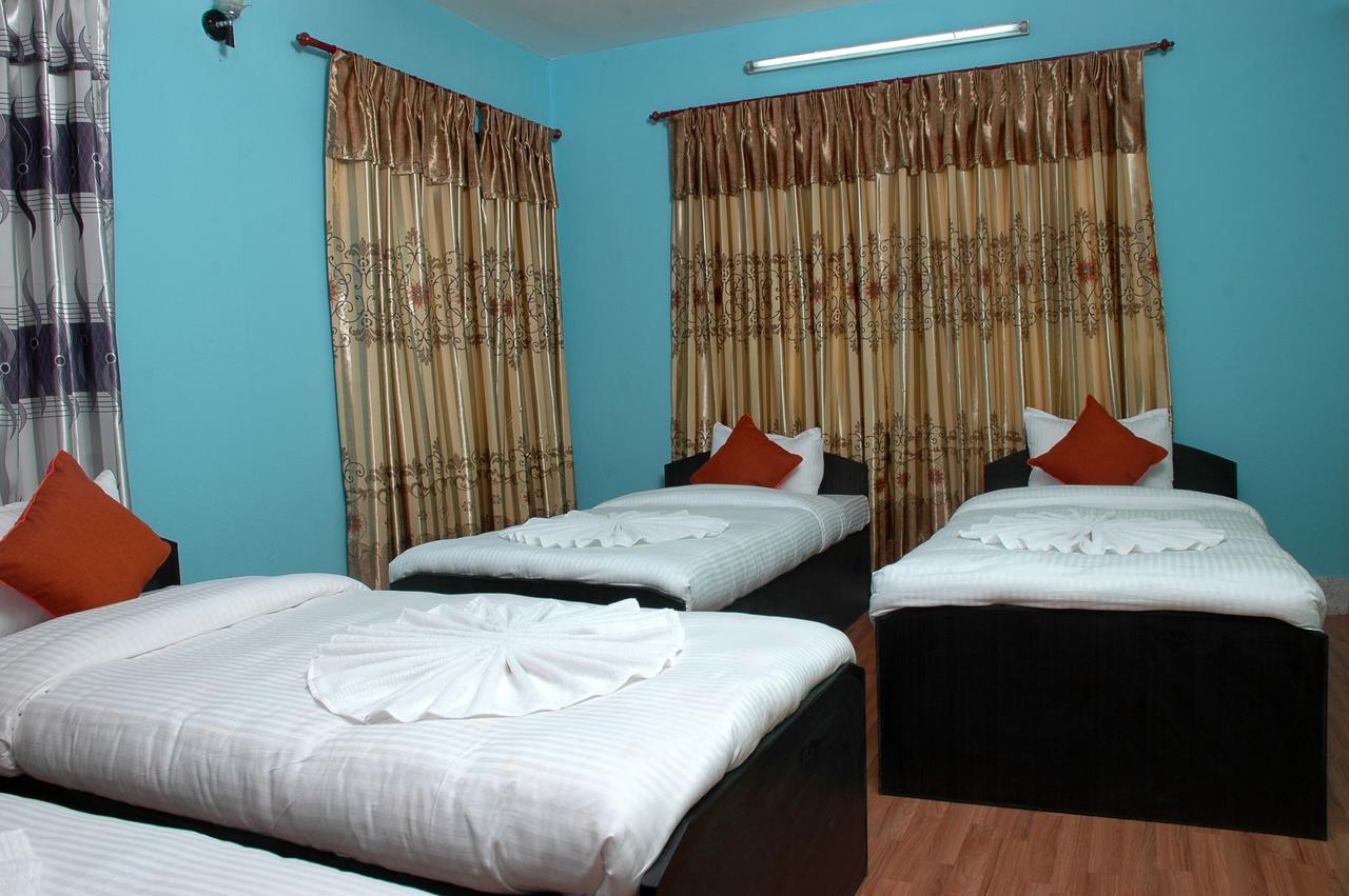 Travellers Dorm Bed&Breakfast Katmandou Extérieur photo