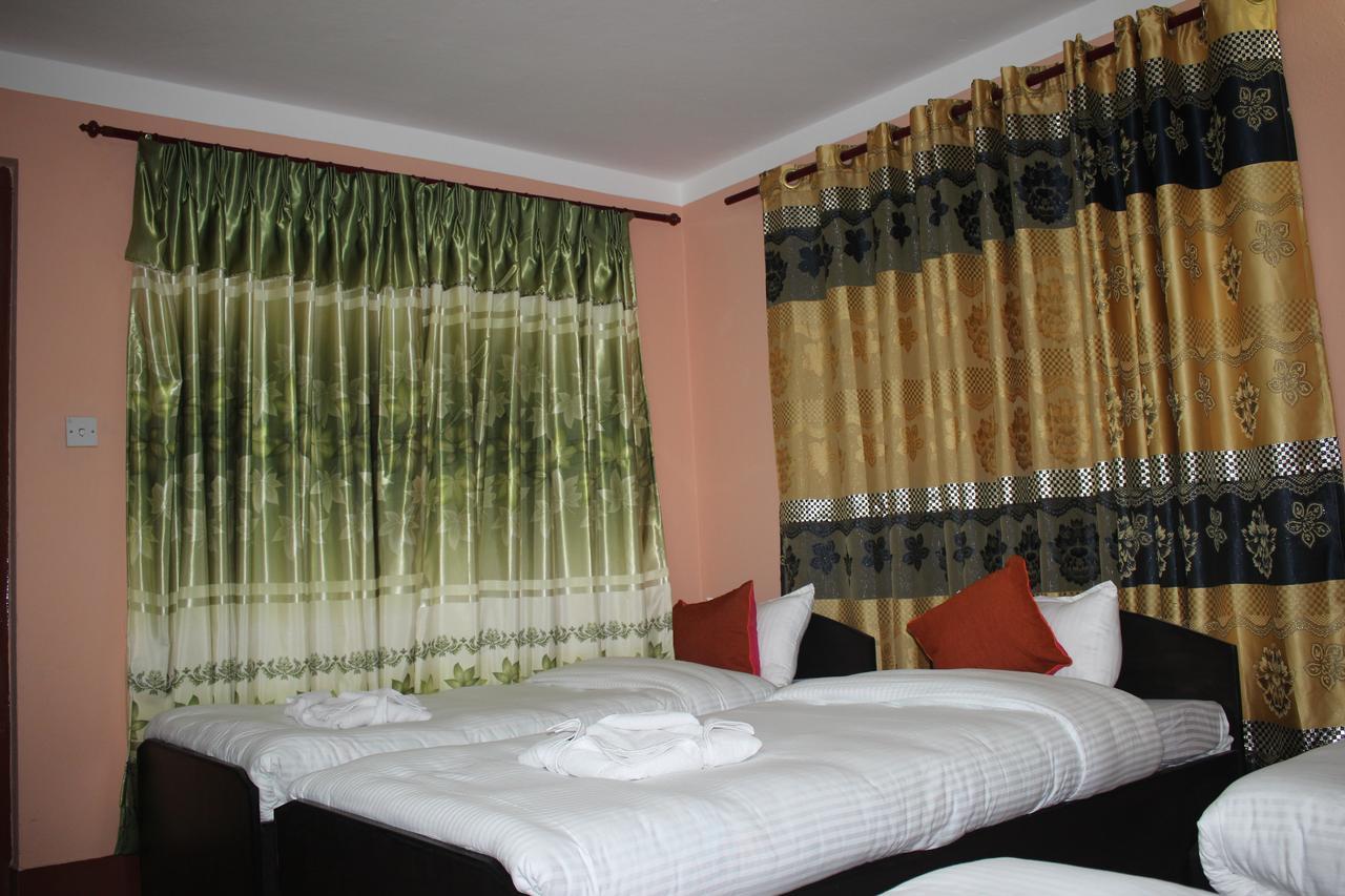 Travellers Dorm Bed&Breakfast Katmandou Extérieur photo