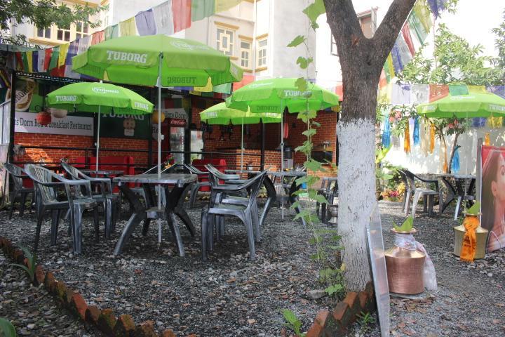 Travellers Dorm Bed&Breakfast Katmandou Extérieur photo